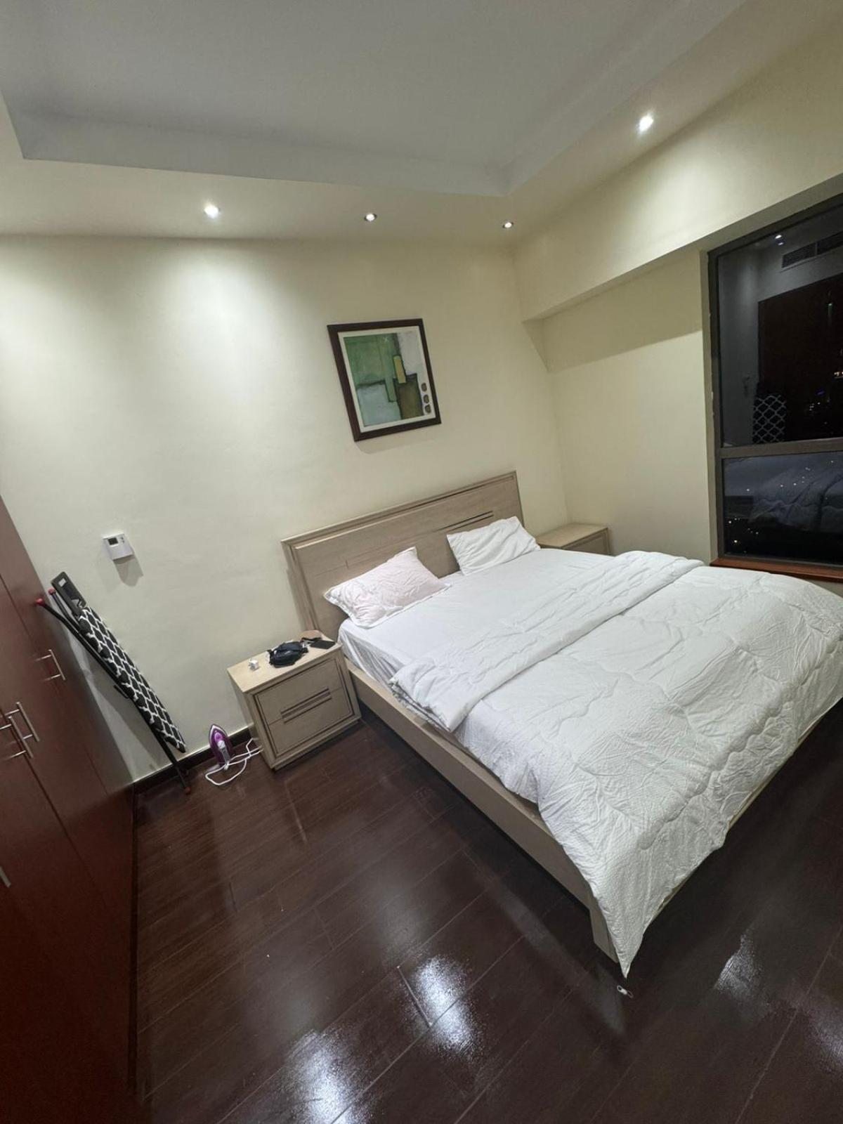 Sadaf 8 Jbr Luxury Master Bedroom Near Tram Дубай Екстериор снимка
